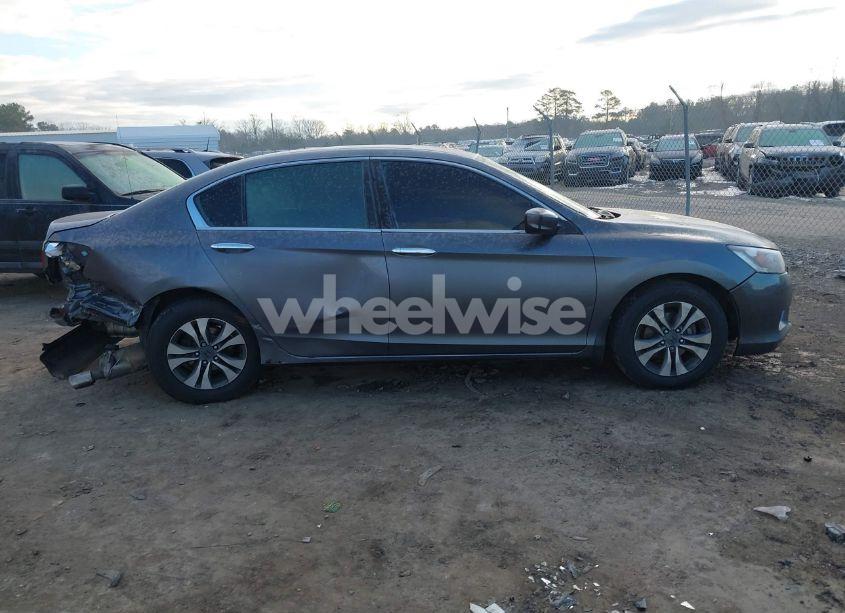 Photo 13 of 2013 Honda Accord LX (VIN 1HGCR2F33DA245828)