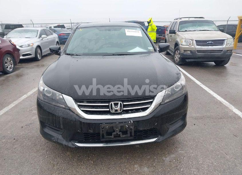 Photo 12 of 2013 Honda Accord LX (VIN 1HGCR2F33DA270518)