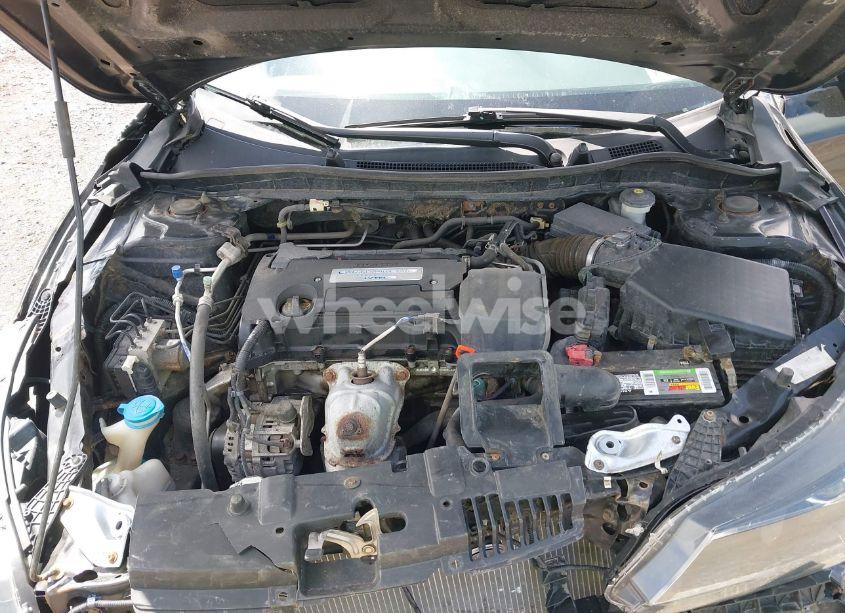 Photo 10 of 2014 Honda Accord LX (VIN 1HGCR2F33EA001002)