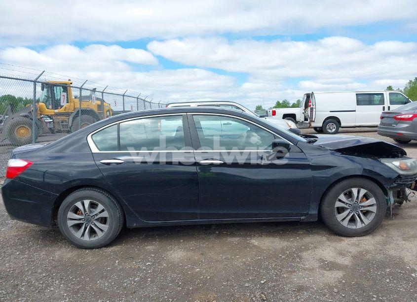 Photo 14 of 2014 Honda Accord LX (VIN 1HGCR2F33EA001002)