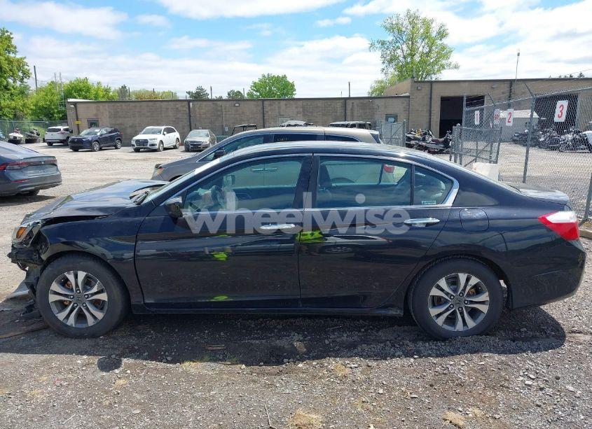 Photo 15 of 2014 Honda Accord LX (VIN 1HGCR2F33EA001002)