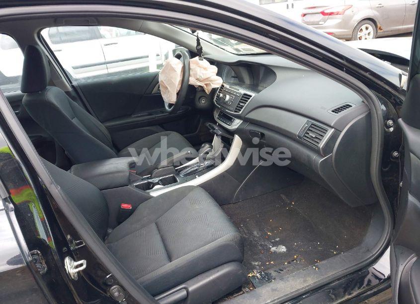 Photo 5 of 2014 Honda Accord LX (VIN 1HGCR2F33EA001002)