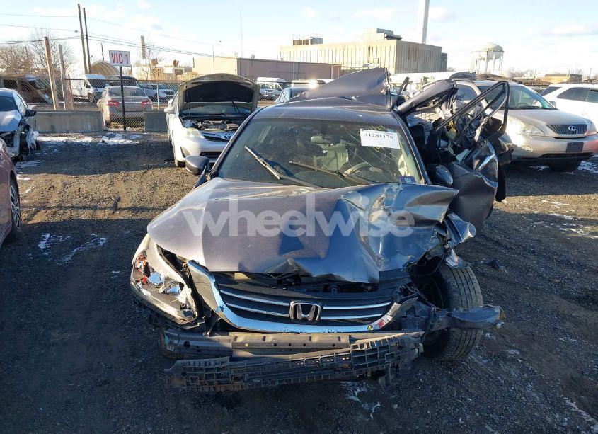 Photo 11 of 2014 Honda Accord LX (VIN 1HGCR2F33EA045744)