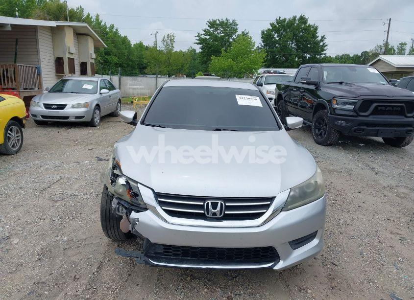 Photo 12 of 2014 Honda Accord LX (VIN 1HGCR2F33EA126971)