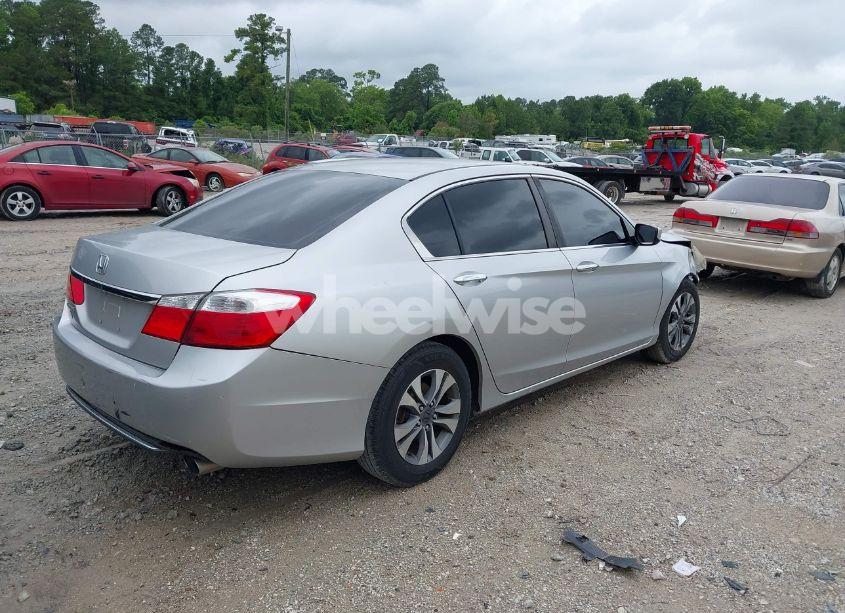 Photo 4 of 2014 Honda Accord LX (VIN 1HGCR2F33EA126971)