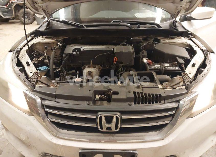 Photo 10 of 2014 Honda Accord LX (VIN 1HGCR2F33EA149280)