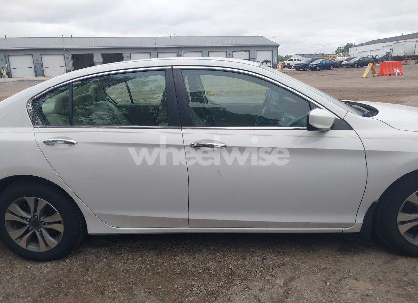 Photo 13 of 2014 Honda Accord LX (VIN 1HGCR2F33EA179816)