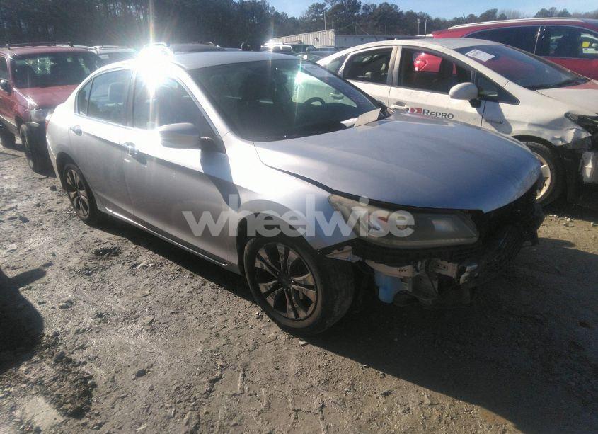 2014 Honda Accord LX (VIN 1HGCR2F33EA184529) main photo