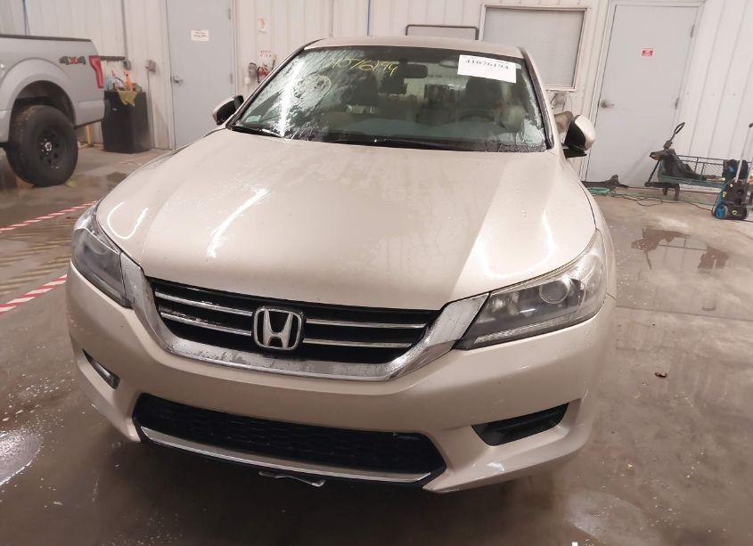 Photo 12 of 2014 Honda Accord LX (VIN 1HGCR2F33EA191870)