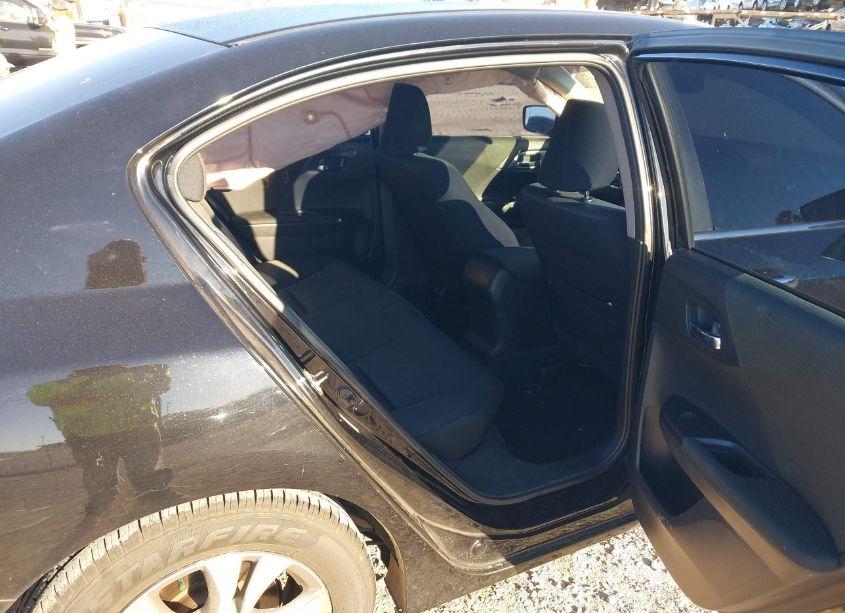 Photo 8 of 2014 Honda Accord LX (VIN 1HGCR2F33EA200065)