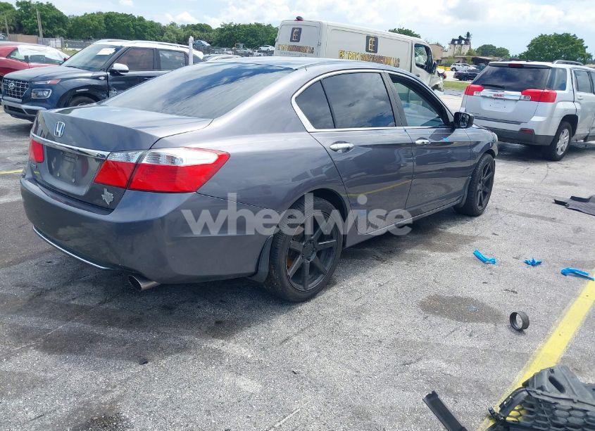 Photo 4 of 2014 Honda Accord LX (VIN 1HGCR2F33EA206741)