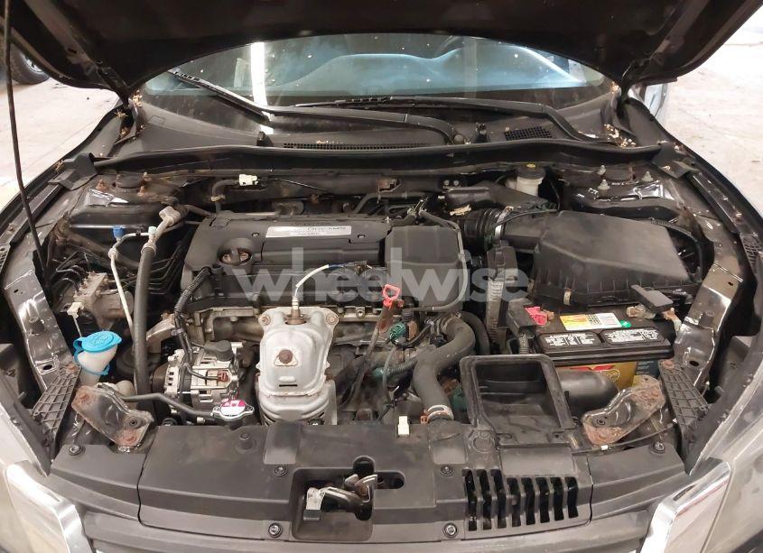 Photo 10 of 2014 Honda Accord LX (VIN 1HGCR2F33EA207050)