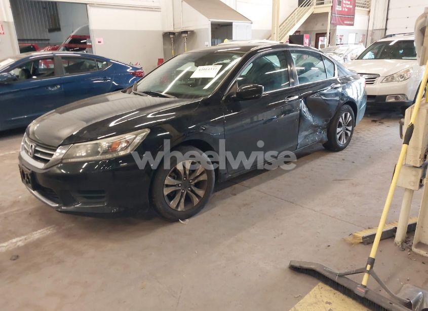 Photo 2 of 2014 Honda Accord LX (VIN 1HGCR2F33EA207050)