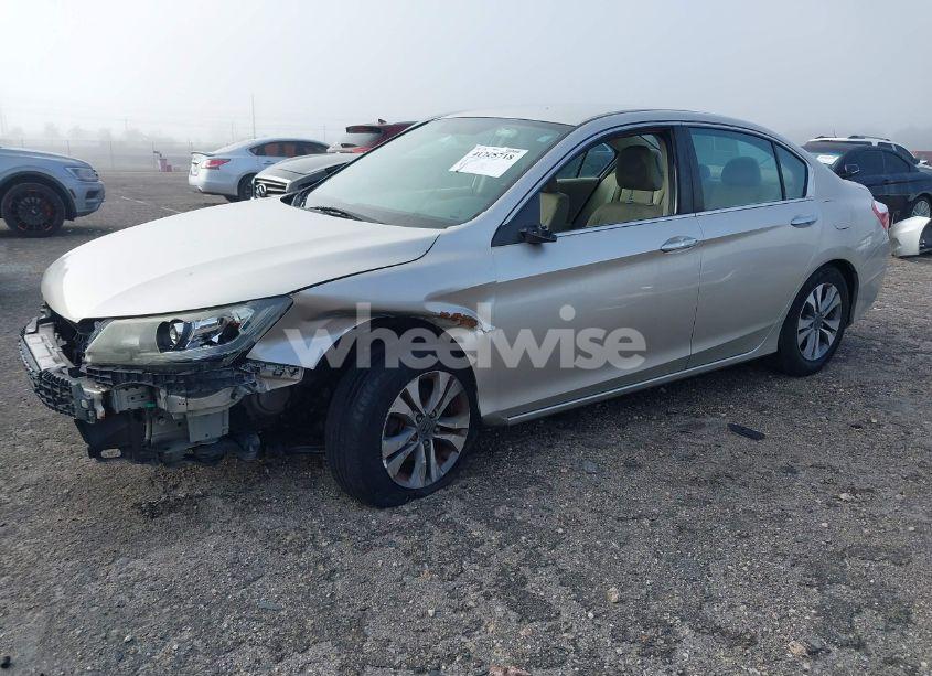 Photo 2 of 2014 Honda Accord LX (VIN 1HGCR2F33EA275378)