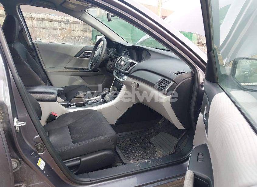 Photo 5 of 2014 Honda Accord LX (VIN 1HGCR2F33EA293718)