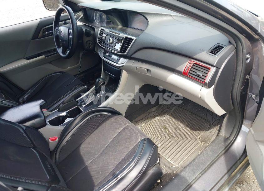 Photo 5 of 2014 Honda Accord LX (VIN 1HGCR2F33EA306435)