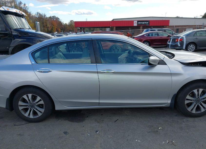 Photo 13 of 2015 Honda Accord LX (VIN 1HGCR2F33FA010011)