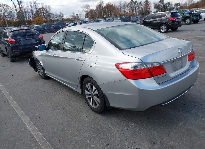 Photo 3 of 2015 Honda Accord LX (VIN 1HGCR2F33FA010011)