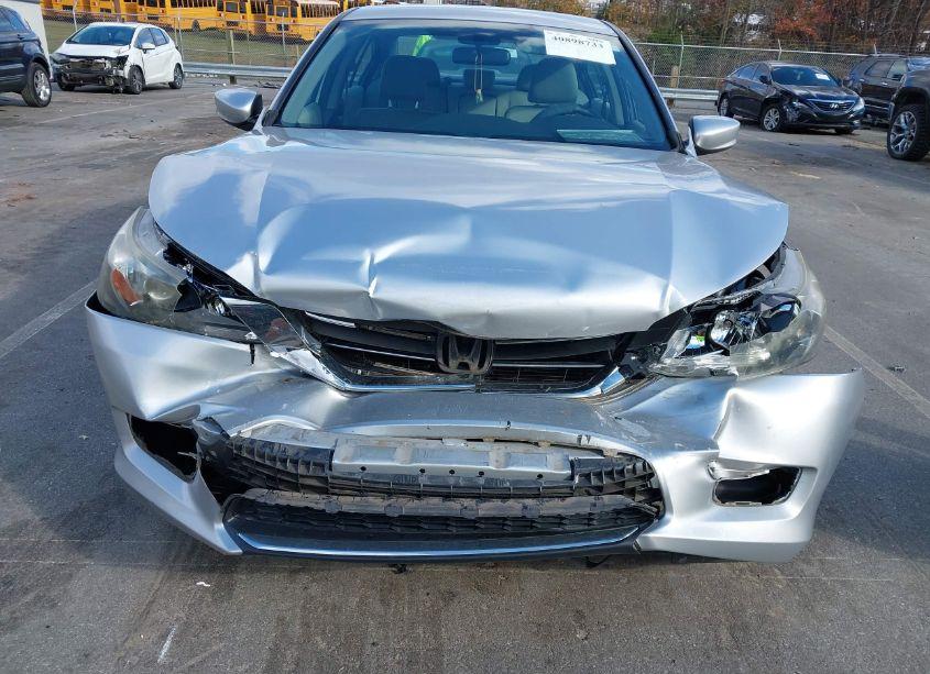 Photo 6 of 2015 Honda Accord LX (VIN 1HGCR2F33FA010011)