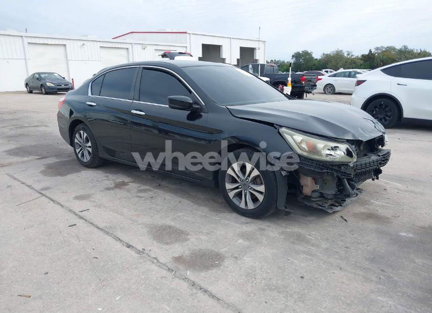 2015 Honda Accord LX (VIN 1HGCR2F33FA019775) main photo