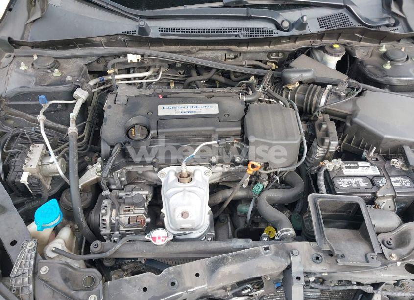 Photo 10 of 2015 Honda Accord LX (VIN 1HGCR2F33FA019775)