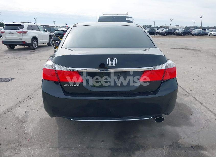 Photo 16 of 2015 Honda Accord LX (VIN 1HGCR2F33FA019775)