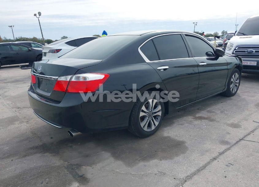 Photo 4 of 2015 Honda Accord LX (VIN 1HGCR2F33FA019775)