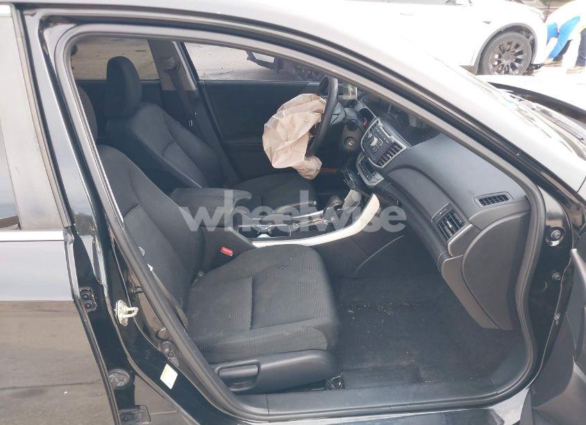 Photo 5 of 2015 Honda Accord LX (VIN 1HGCR2F33FA019775)