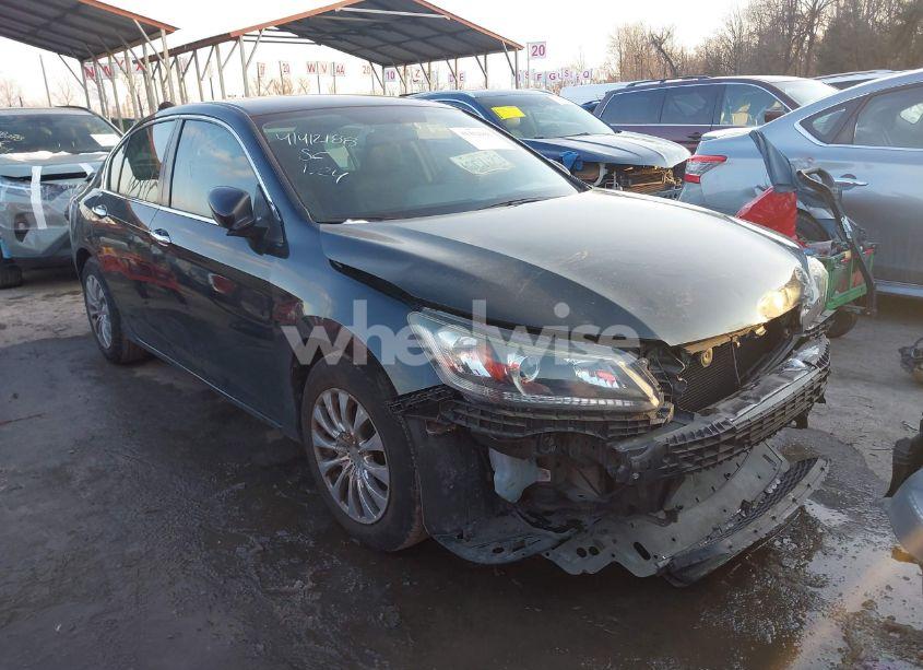 2015 Honda Accord LX (VIN 1HGCR2F33FA019808) main photo