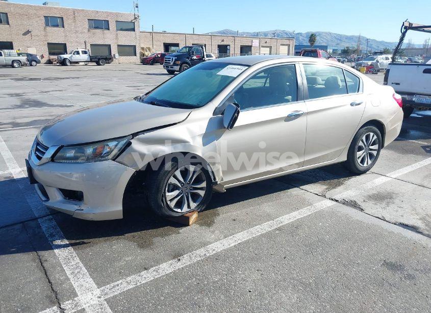 Photo 2 of 2015 Honda Accord LX (VIN 1HGCR2F33FA076039)