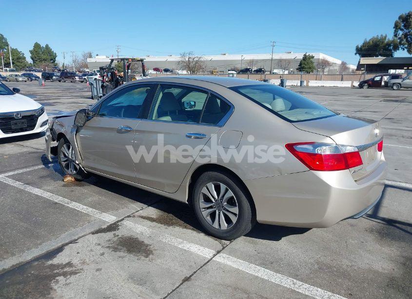 Photo 3 of 2015 Honda Accord LX (VIN 1HGCR2F33FA076039)