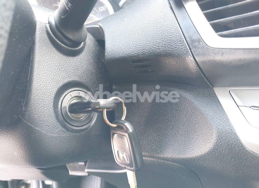 Photo 11 of 2015 Honda Accord LX (VIN 1HGCR2F33FA110495)