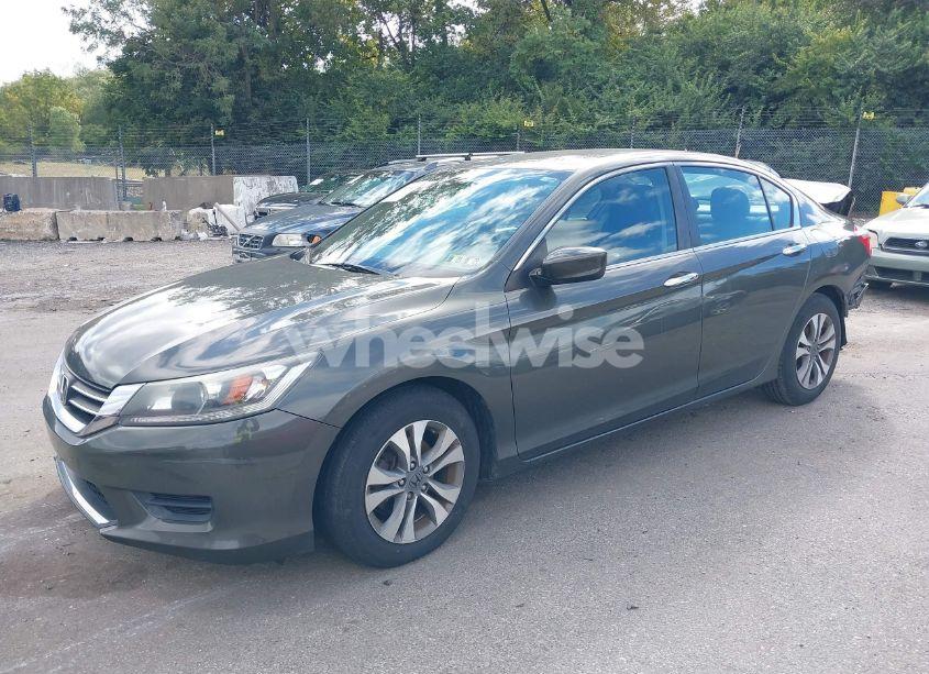 Photo 2 of 2015 Honda Accord LX (VIN 1HGCR2F33FA110495)