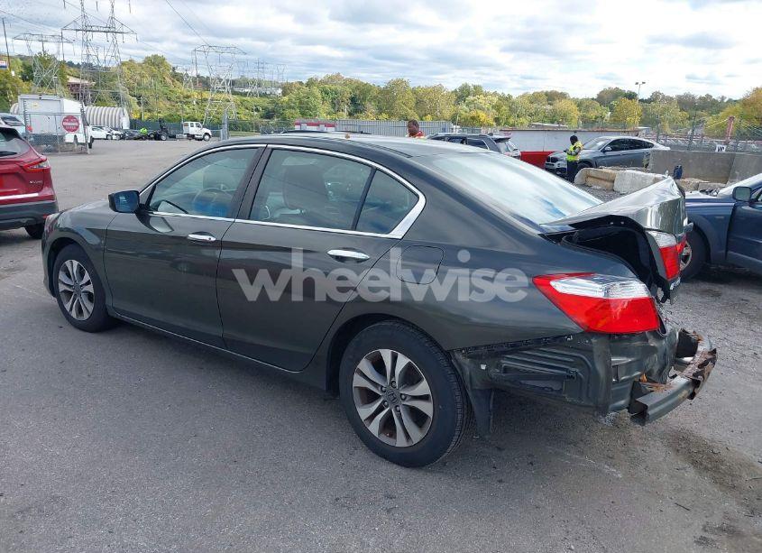 Photo 3 of 2015 Honda Accord LX (VIN 1HGCR2F33FA110495)