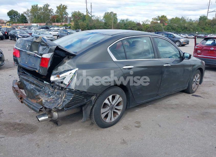 Photo 4 of 2015 Honda Accord LX (VIN 1HGCR2F33FA110495)
