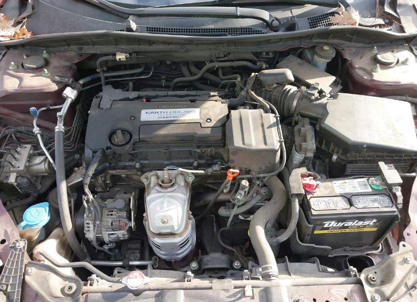 Photo 10 of 2015 Honda Accord LX (VIN 1HGCR2F33FA117656)