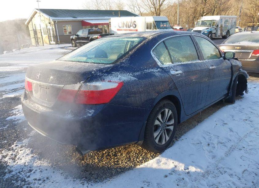 Photo 4 of 2015 Honda Accord LX (VIN 1HGCR2F33FA136045)