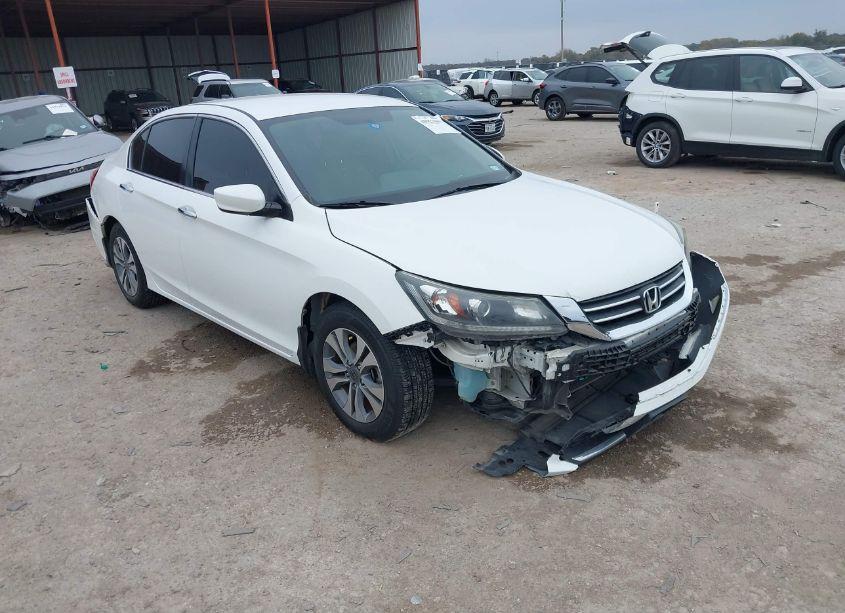 2015 Honda Accord LX (VIN 1HGCR2F33FA138636) main photo