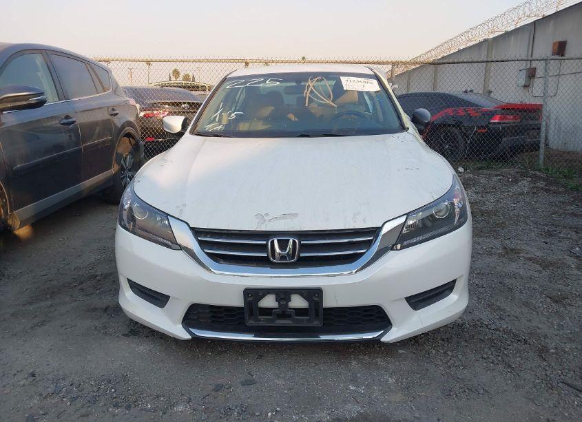 Photo 12 of 2015 Honda Accord LX (VIN 1HGCR2F33FA150334)