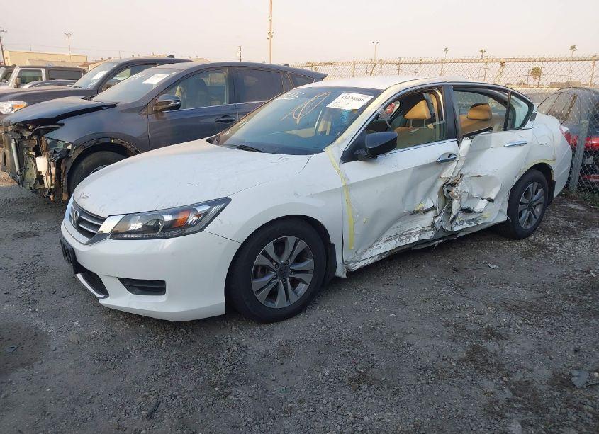 Photo 2 of 2015 Honda Accord LX (VIN 1HGCR2F33FA150334)