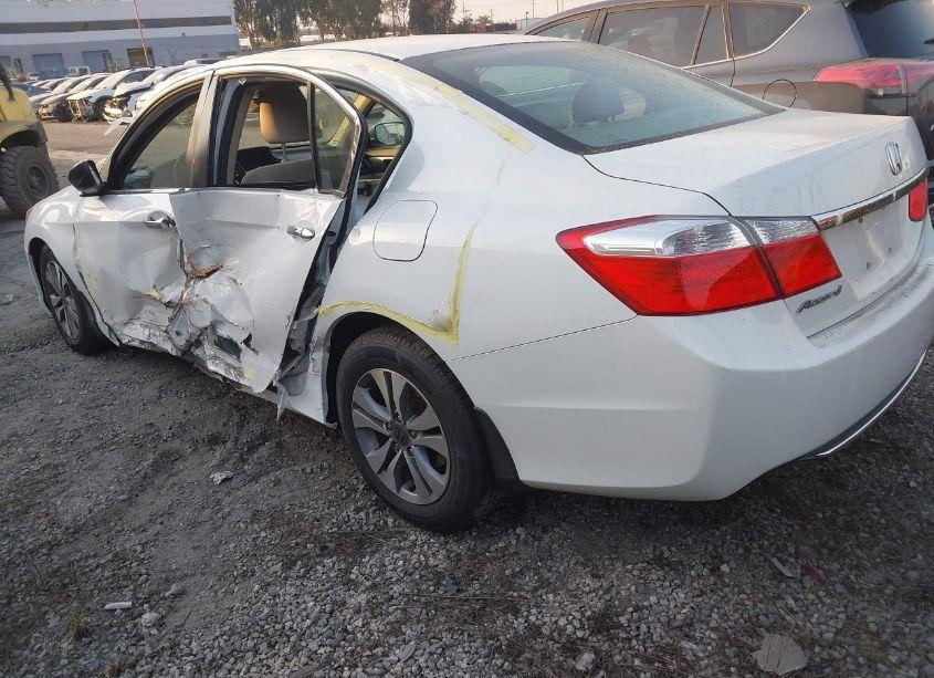 Photo 3 of 2015 Honda Accord LX (VIN 1HGCR2F33FA150334)