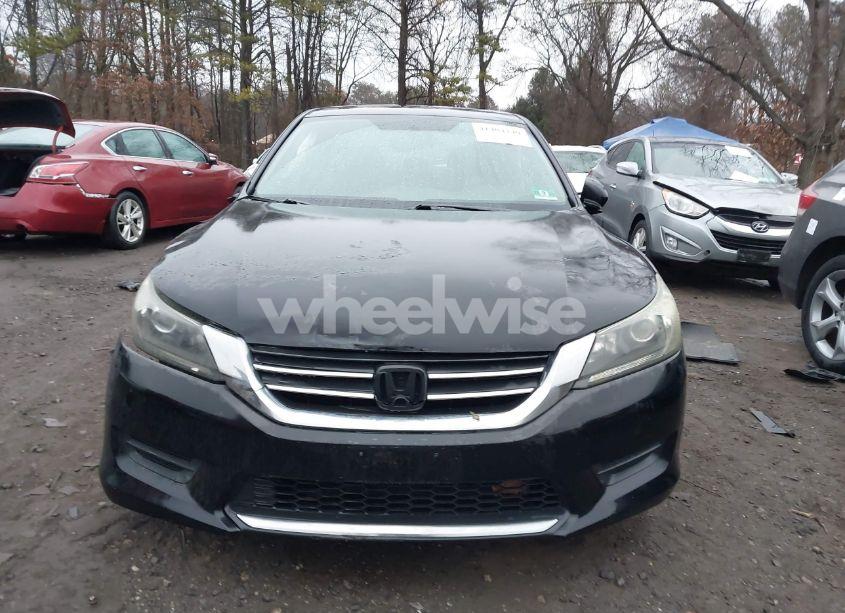 Photo 12 of 2015 Honda Accord LX (VIN 1HGCR2F33FA178389)