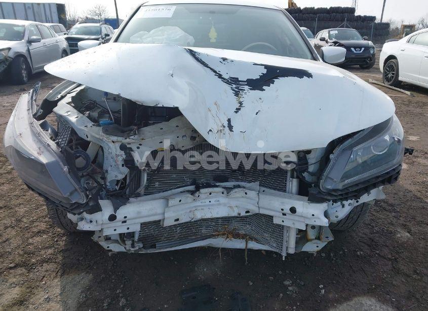 Photo 6 of 2015 Honda Accord LX (VIN 1HGCR2F33FA182118)