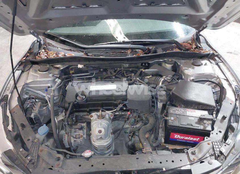 Photo 10 of 2015 Honda Accord LX (VIN 1HGCR2F33FA187383)