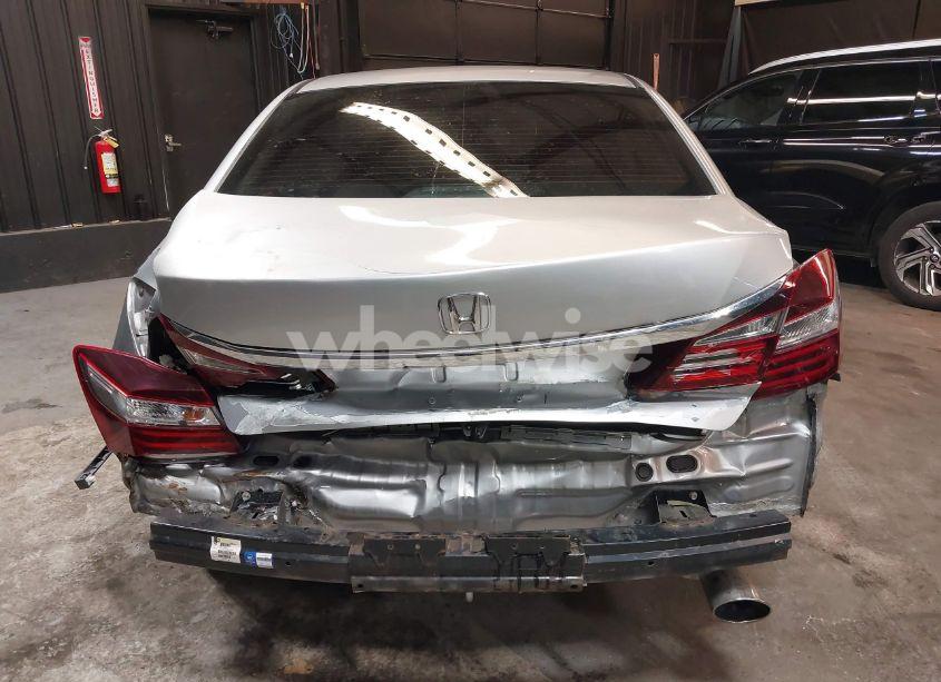 Photo 16 of 2015 Honda Accord LX (VIN 1HGCR2F33FA187383)