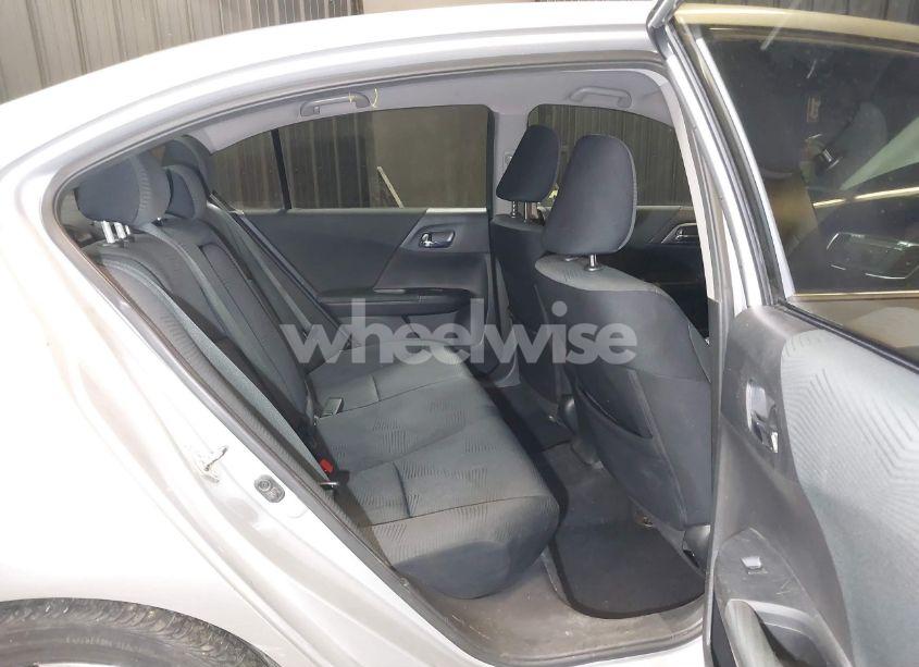 Photo 8 of 2015 Honda Accord LX (VIN 1HGCR2F33FA187383)