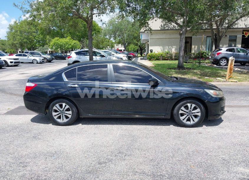 Photo 13 of 2015 Honda Accord LX (VIN 1HGCR2F33FA194124)