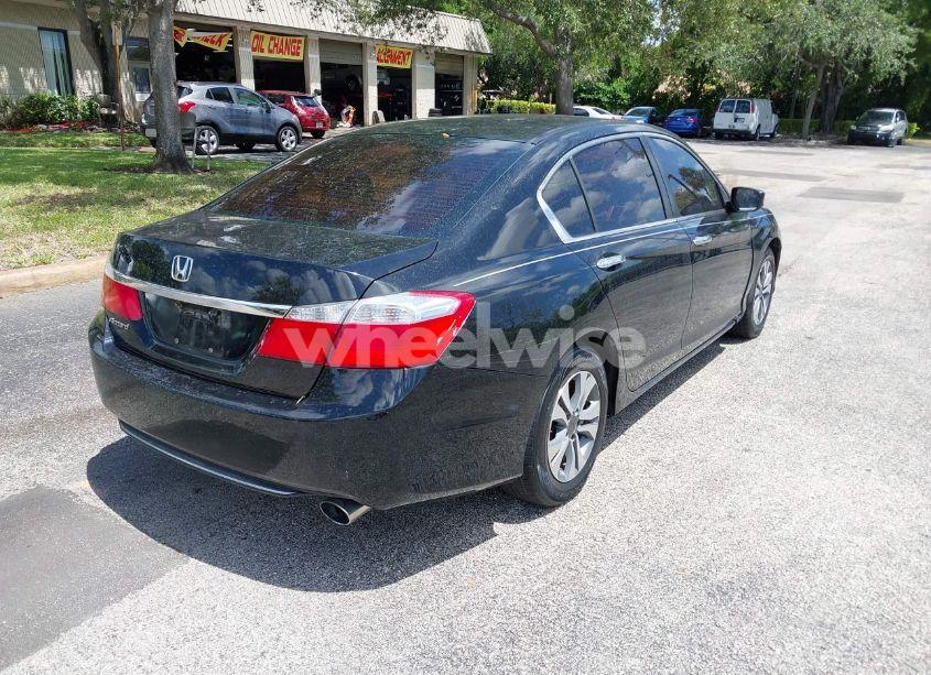 Photo 4 of 2015 Honda Accord LX (VIN 1HGCR2F33FA194124)