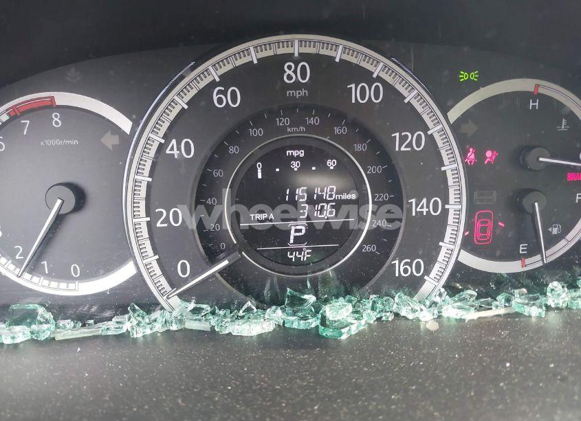 Photo 7 of 2015 Honda Accord LX (VIN 1HGCR2F33FA208510)