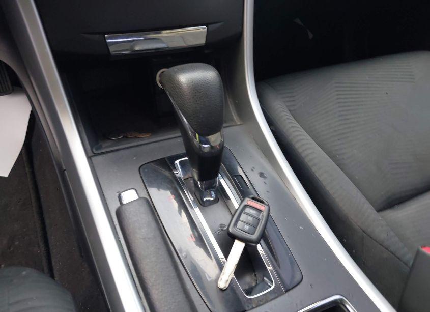 Photo 11 of 2015 Honda Accord LX (VIN 1HGCR2F33FA229566)